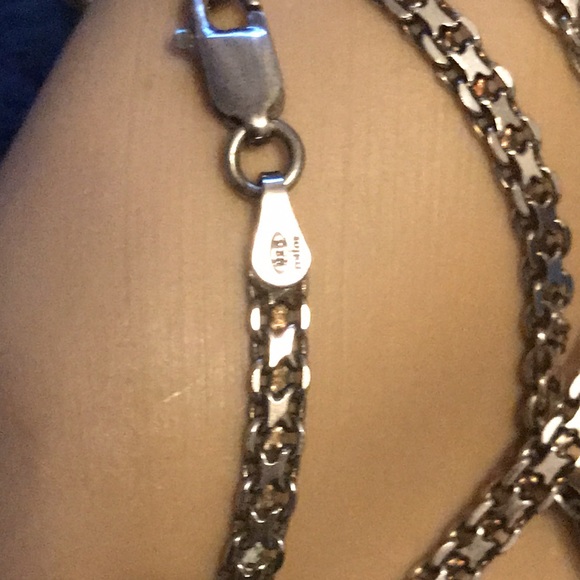 Beautiful red coral and Sterling on lovely Sterling chain. - Picture 4 of 7